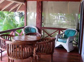 Raina Lagoon Villas