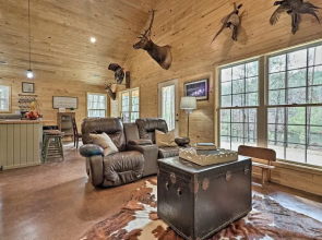 Peaceful Family Cabin on 10 Acres w/ Game Room!
