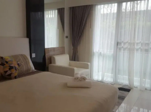 City Center Residence Deluxue Studio 104