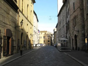 Narni Charm
