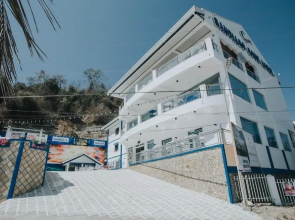 Santiago Cove Hotel and Restaurant