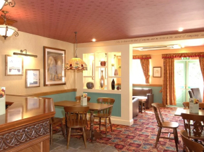 The Newmarket Inn