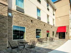Comfort Suites Fishkill near Interstate 84