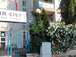 Sun City Apartments