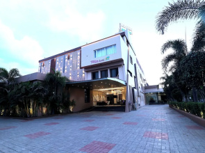 Topline Foods Resort