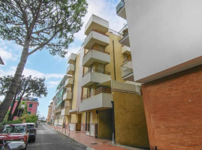 Nice apartment in Lavagna with 2 Bedrooms and WiFi