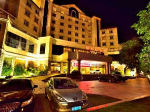 Jinhu Hotel
