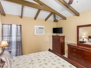 Caribbean View For You 1 Bedroom Condo by RedAwning