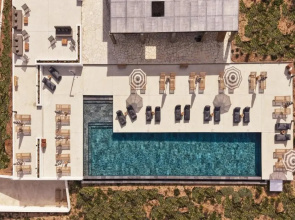 Ovea Paros