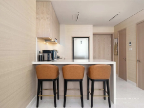 The Palm Tower 1 Corner Bedroom Dubai