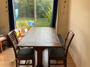 Stunning 3 -bed Semi Detached House in Cambridge