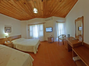 Yucelen Otel