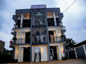 Inviting 8-bed House in Kigali Near rbd