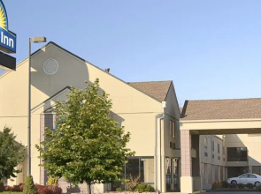 Days Inn South