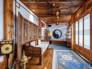 Yongding Tulou Xiangxu Tianya Mingyue Dao immersive Theater Theme B&B