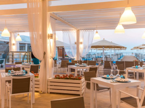 SUNRISE Holidays Resort (Adults Only)