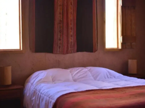 Hostal Valle De La Luna