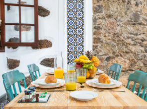 Aparta-Suite El Charco