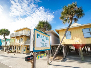 Paradise Isle Resort, a VRI resort