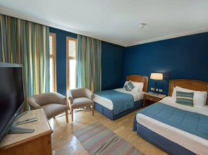 Reef Oasis Beach Resort