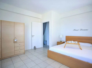 Villa With 180 Degree Sea View - Sleeps 2-6