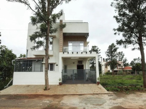 Anamala Suburbia Homestay