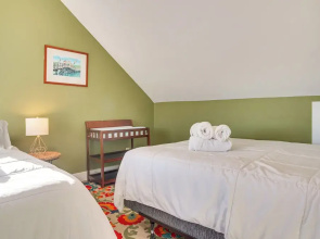 1 Mi to Ferry & Beach: Waterfront Hyannis Home!