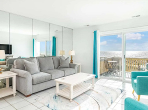 Tybee Lights 114C by Tybee Vacation Rentals