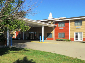 Asteria Inn and Suites
