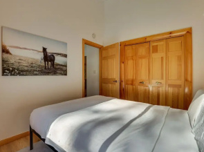 2 Mi to Slopes: Mtn-view Keystone Condo