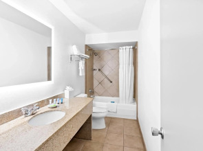 Red Lion Hotel Portland Airport