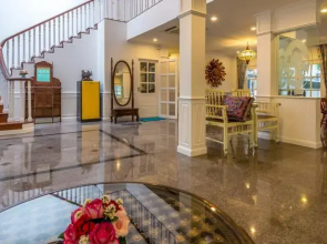 Chiangmai Singharat Road Villa