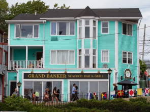 Brigantine Inn & Suites