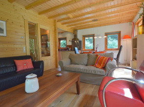 Beautiful wooden villa on a large private site on the Veluwe