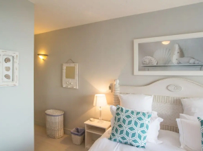 43 Sea Lodge