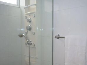 Basic Hotel Centenario by Hoteles MS