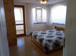 The White Guest House