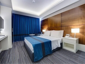 The Menord Hotel