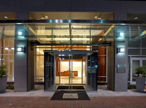 Bluebird Suites near National Airport
