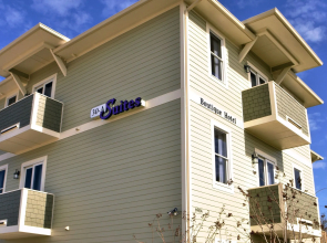 30A Inn & Suites