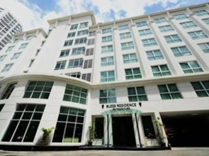 Отель The Bless Hotel and Residence