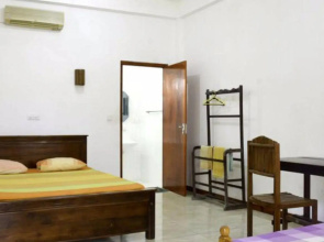 Vista Long Beach Guest House