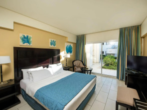 Отель Reef Oasis Blue Bay Resort Families & Couples Only