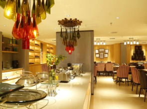 Orange Hotel Guangzhou Quzhuang Metro Station