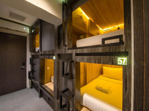 CUBE Boutique Capsule Hotel @ Chinatown