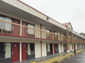 Red Roof Inn Fredericksburg South