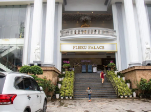 HANZ Pleiku Hotel