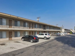Akua Inn & Suites - Anaheim - Fullerton