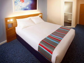 Travelodge Newcastle Whitemare Pool