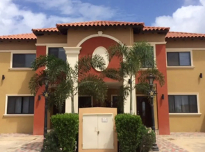 Townhouse diamante 238B